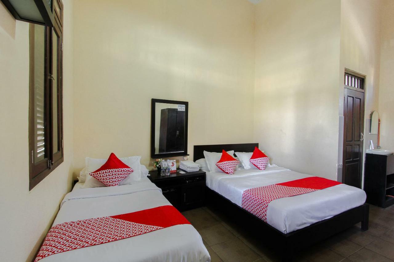 Oyo 1361 Singosari Family Residence บันยูวังงี ภายนอก รูปภาพ