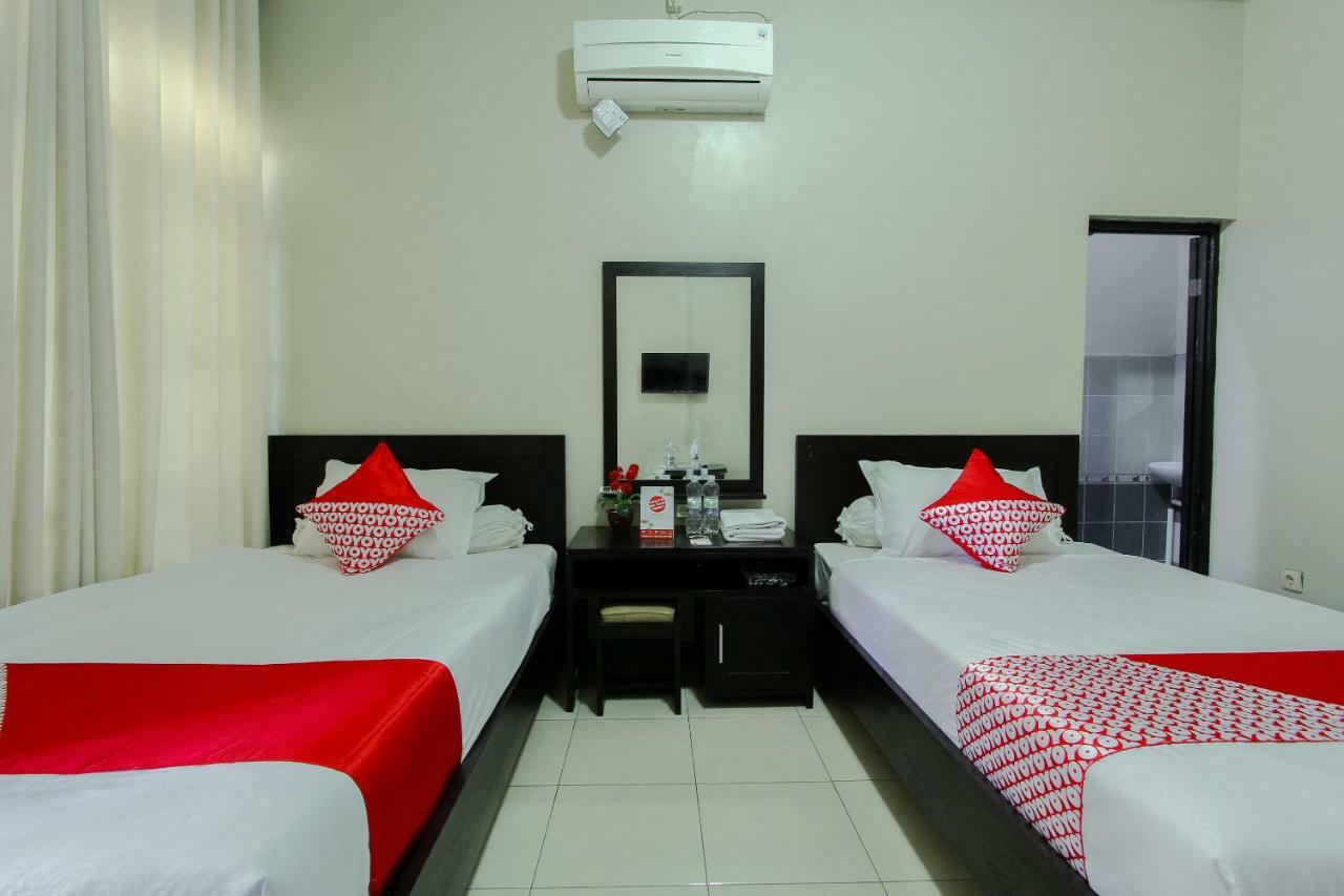 Oyo 1361 Singosari Family Residence บันยูวังงี ภายนอก รูปภาพ